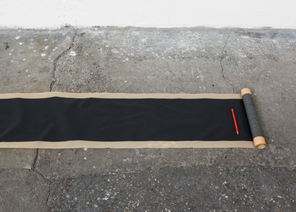 Carbon paper, red pencil © Raphaelle Mueller
